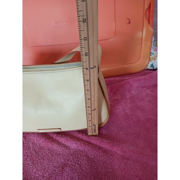 Toscanella Leather Shoulder Bag With Adjustable Strap & Zip Butter yellow - Picture 10 of 10